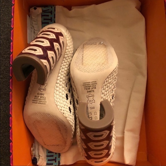 Tory Burch Grove Pump Sz 5 - Picture 8 of 8